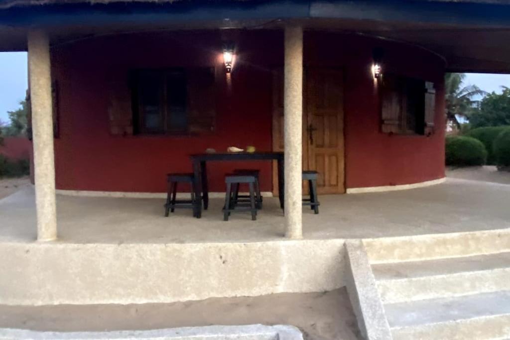Case Beach Ngalou Sessene Exterior foto