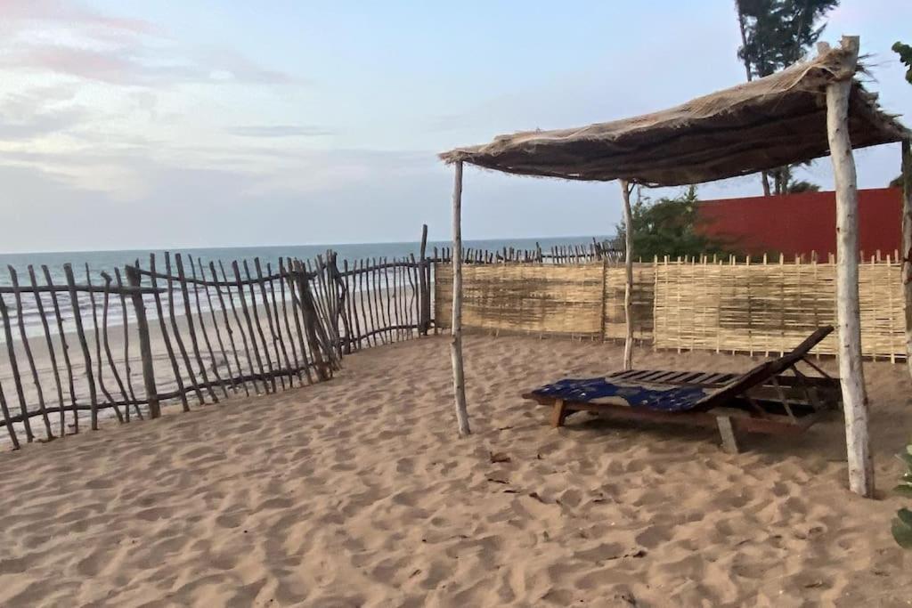 Case Beach Ngalou Sessene Exterior foto